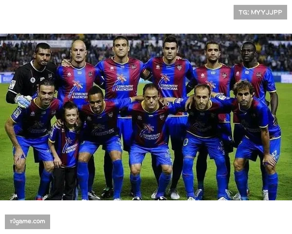 通讯：从领先到被绝杀，斯特拉斯堡更衣室内的沉重90分钟